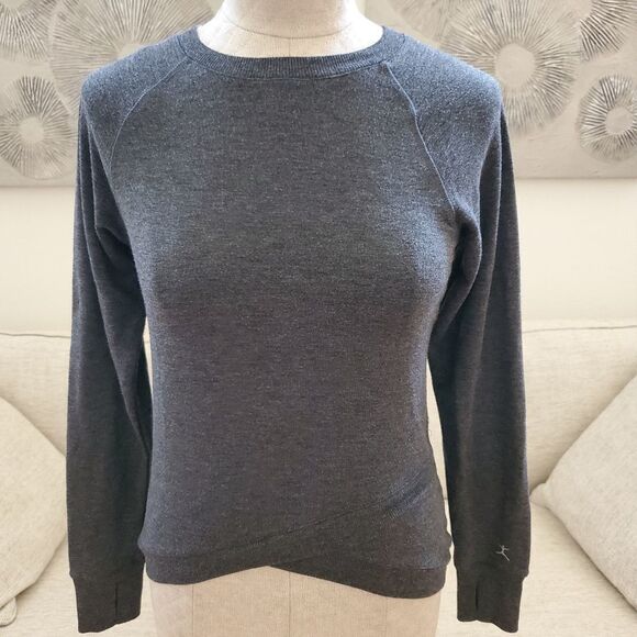 Danskin Criss Cross Tunic Shirt Sweatshirt - size Large in Gray. - Picture 4 of 13